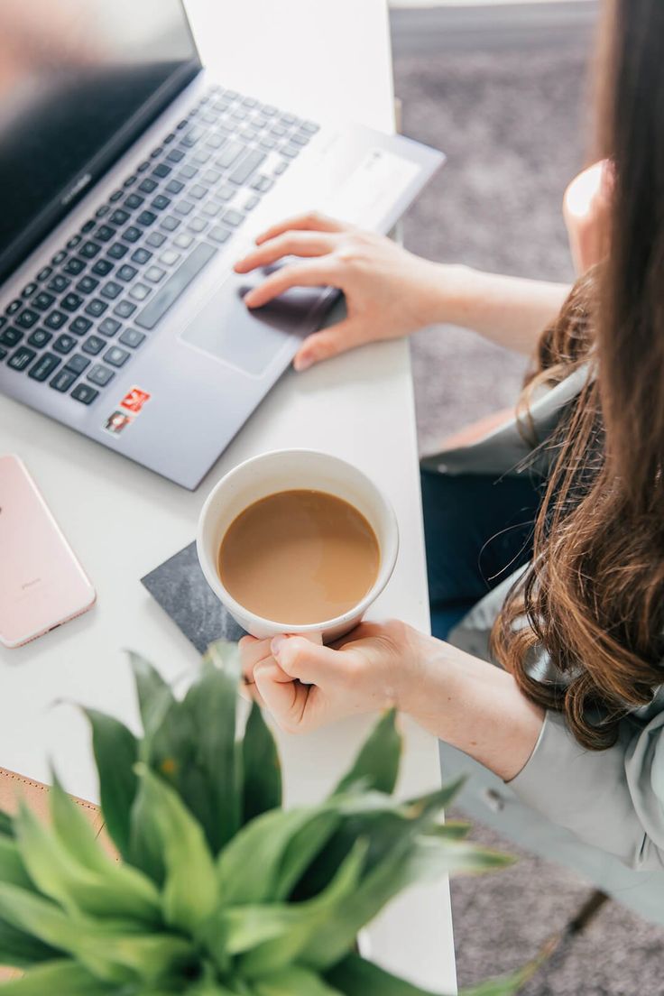 What to Include in a Virtual Assistant Job Description